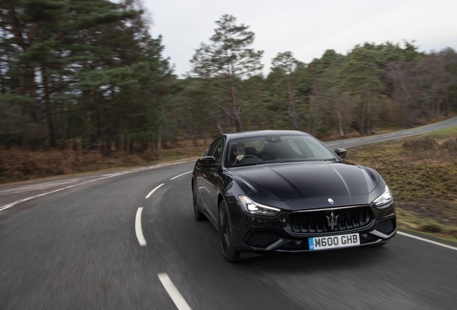  Maserati Ghibli GranSport Nerissimo Pack 2018 года  (UK) (фото 7 из 20)
